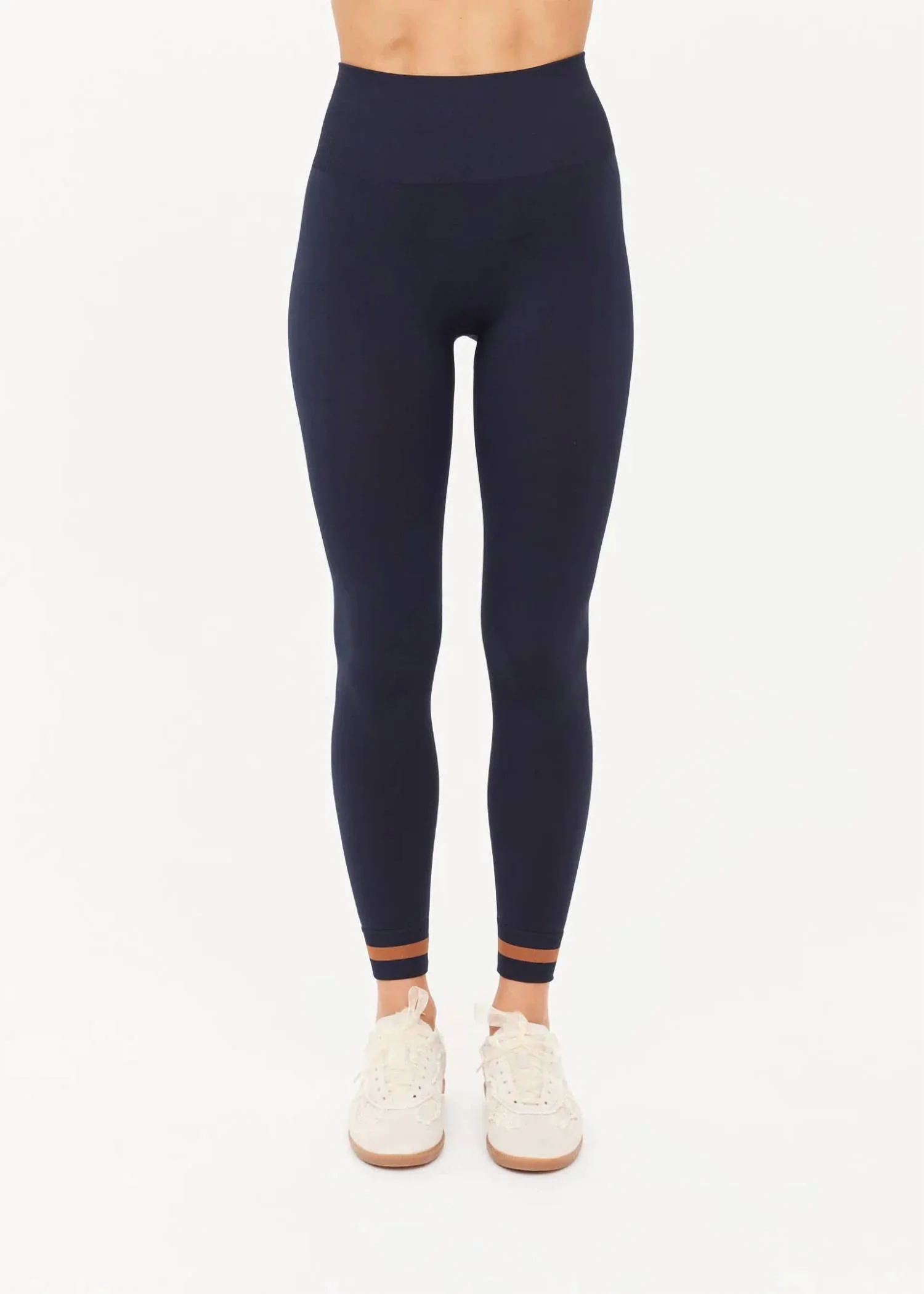 Form Seamless Midi Pants In Navy - Image 4