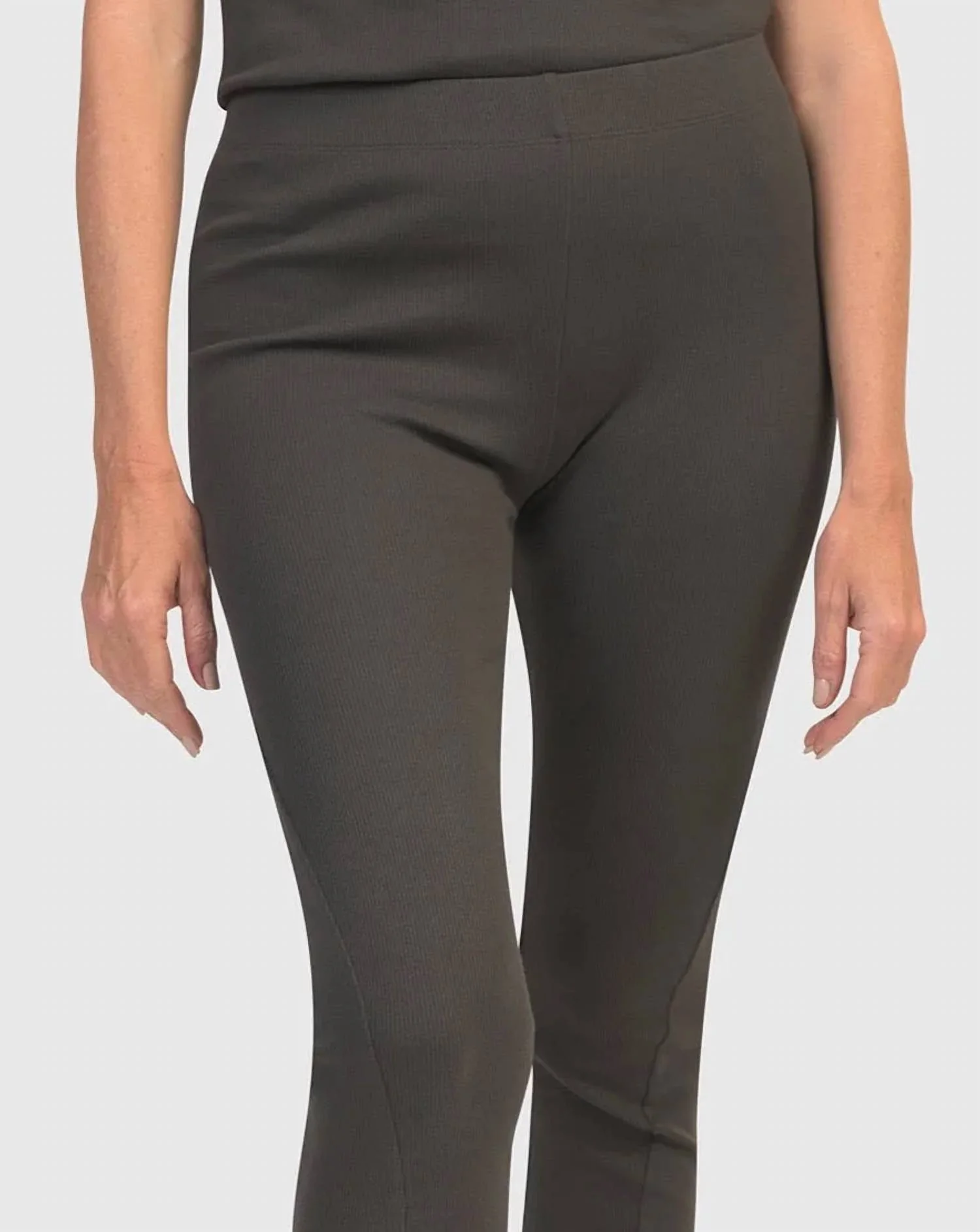 Freedom Leggings In Charcoal - Image 4