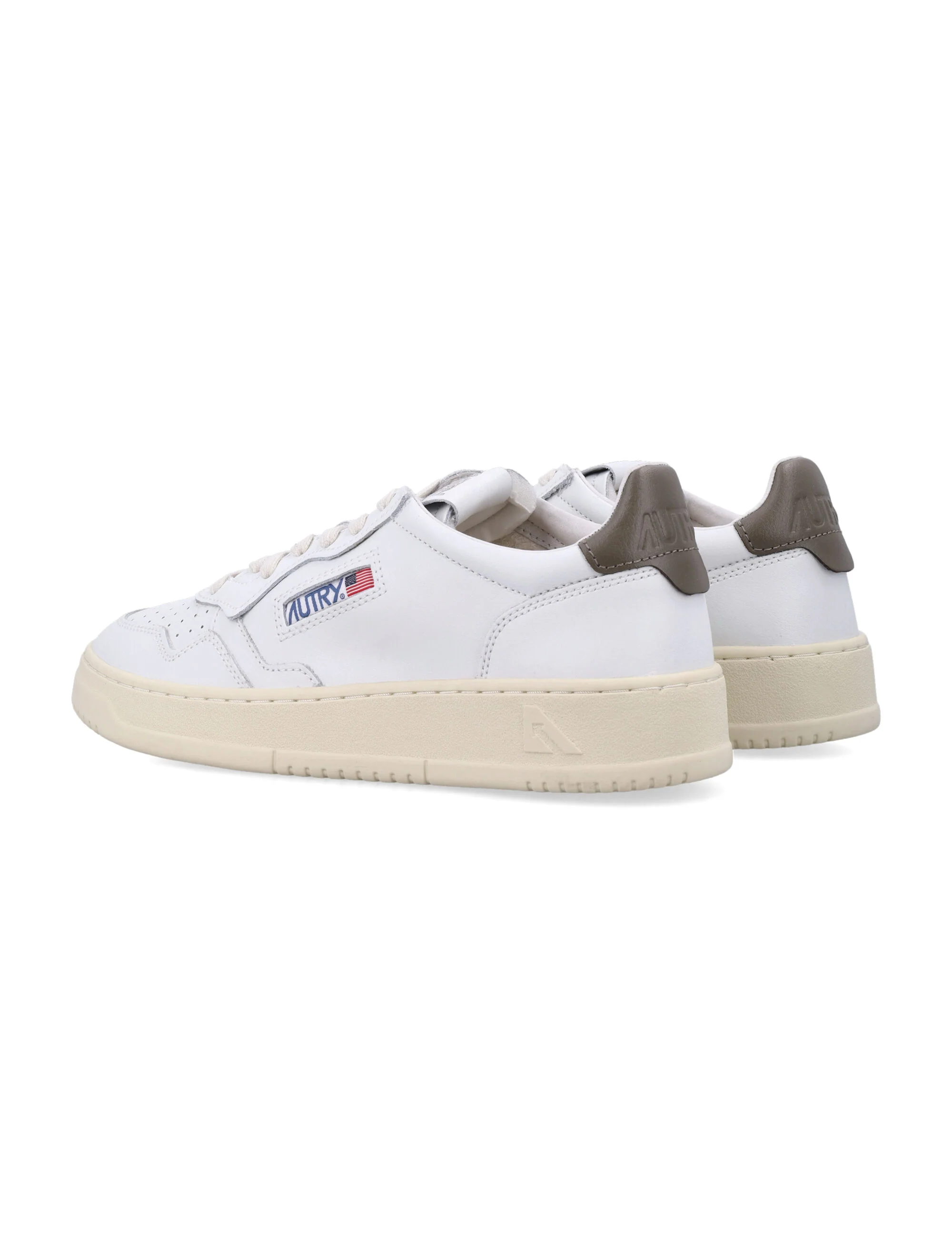 Vintage-Inspired Low-Top Sneakers With Perforated Detailing - Image 4
